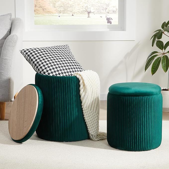 Duo Versatile di Pouf in Velluto: spazio elegante e confortevole